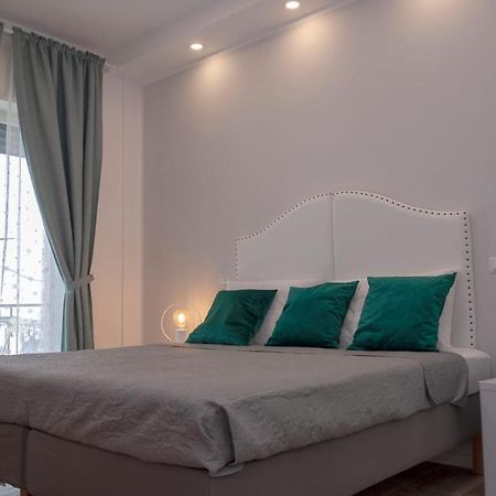 Costa46 Bed & Breakfast Napoli Bagian luar foto