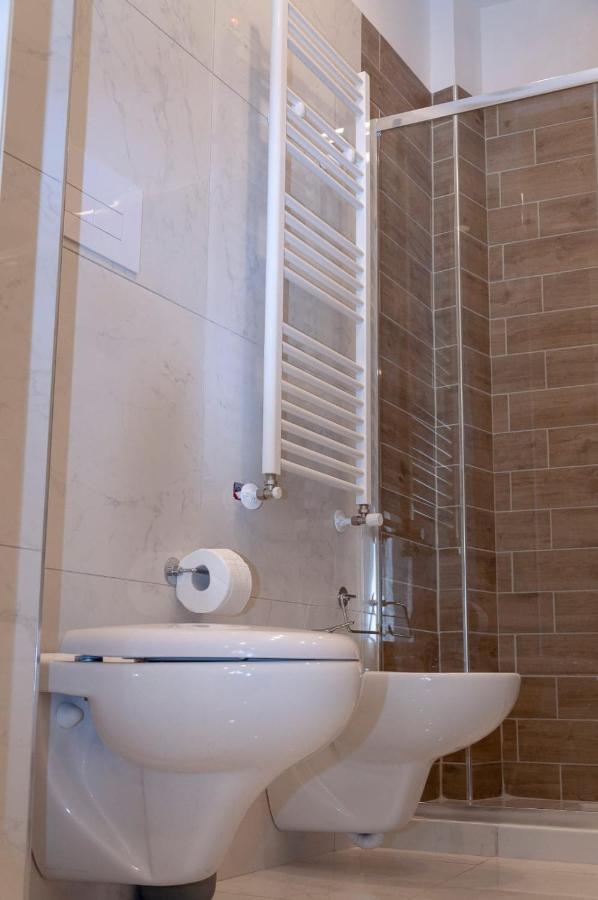 Costa46 Bed & Breakfast Napoli Bagian luar foto